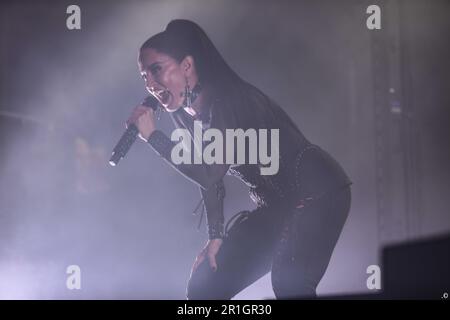 Mailand, Italien. 13. Mai 2023. Paola Iezzi während Paola & Chiara - per sempre, italienisches Musikkonzert der Sängerin in Mailand, Italien, Mai 13 2023 Kredit: Unabhängige Fotoagentur/Alamy Live News Stockfoto