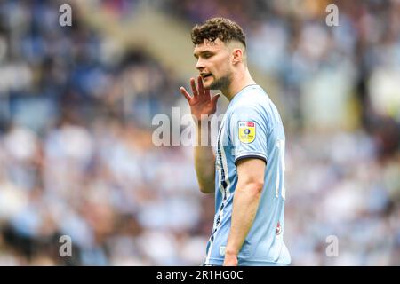 Coventry, Großbritannien. 14. Mai 2023Coventry, Großbritannien. 14. Mai 2023 Luke McNally (16 Coventry City) während der Sky Bet Championship spielen Sie am Sonntag, den 14. Mai 2023 in Coventry Building Society Arena, Coventry, das Halbfinale 1. zwischen Coventry City und Middlesbrough. (Foto: Kevin Hodgson | MI News) Guthaben: MI News & Sport /Alamy Live News Stockfoto