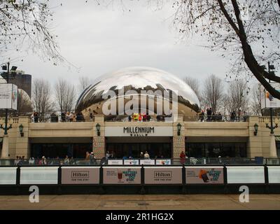 Ein wunderschönes Bild vom Millennium Park Ice Rink Cloud Gate, Chicago Stockfoto