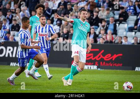 Odense, Dänemark. 12., Mai 2023. Lars Kramer (4) von AAB während des 3F stattfindenden Superliga-Spiels zwischen Odense Boldklub und Aalborg Boldklub im Nature Energy Park in Odense. (Foto: Gonzales Photo - Kent Rasmussen). Stockfoto