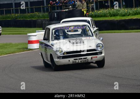 Mike Gardiner, Josh Cook, Ford Lotus Cortina Mk1, Jim Clark Trophy, ein 45-minütiges Rennen mit zwei Fahrern nur für den legendären Rennwagen der Mitte der sechs Stockfoto