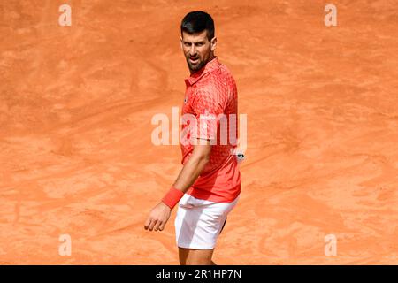 Rom, Italien. 14. Mai 2023. Novak Djokovic aus Serbien reagiert während seines Spiels gegen Grigor Dimitrov aus Bulgarien auf dem Internazionali BNL d'Italia Tennis Turnier im Foro Italico in Rom, Italien am 14. Mai 2023. Kredit: Insidefoto di andrea staccioli/Alamy Live News Stockfoto