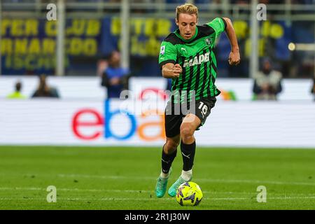 Mailand, Italien. 13. Mai 2023. Davide Frattesi von US Sassuolo im Giuseppe Meazza Stadium während des Fußballspiels der Serie A 2022/23 zwischen dem FC Internazionale und US Sassuolo in Aktion. Endergebnis: Inter 4:2 Sassuolo. Kredit: SOPA Images Limited/Alamy Live News Stockfoto