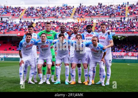 Monza, Italien. 14. Mai 2023. SSC Napoli stellt sich während der italienischen Meisterschaft auf Ein Fußballspiel zwischen AC Monza und SSC Napoli am 14. Mai 2023 im U-Power Stadion in Monza, Italien - Kredit: Luca Rossini/E-Mage/Alamy Live News Kredit: Luca Rossini/E-Mage/Alamy Live News Stockfoto