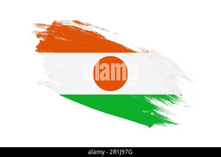 Nigerflagge mit Pinseleffekt auf isoliertem weißem Hintergrund Stockfoto