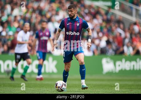 Alvaro Vadillo von SD Eibar in Aktion während des Spiels La Liga Smartbank zwischen Real Racing Club und SD Eibar im El Sardinero Stadium am 14. Mai 2023 in S Stockfoto