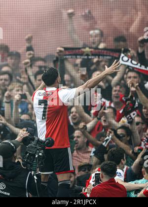 ROTTERDAM - Alireza Jahanbaksh von Feyenoord feiert die Meisterschaft während des niederländischen Premier-League-Spiels zwischen Feyenoord und Go-ahead Eagles im Feyenoord Stadion de Kuip am 14. Mai 2023 in Rotterdam, Niederlande. ANP MAURICE VAN STONE Stockfoto