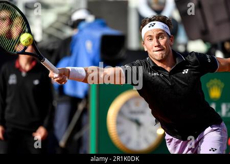 Casper Ruud aus Norwegen in Aktion während seines Spiels gegen Alexander Bublik aus Kasachstan beim Internazionali BNL d'Italia Tennis Turnier im Foro Italico in Rom, Italien am 14. Mai 2023. Stockfoto