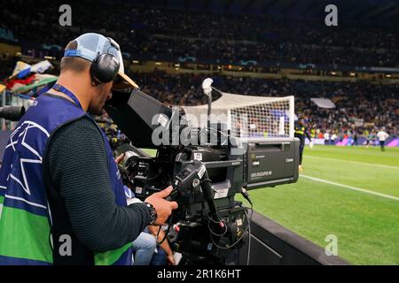 Mailand, Italien. 19. April 2023. Mailand, Italien, April 19. 2023: Fernsehkamera beim UEFA Champions League-Viertelfinale zwischen Inter und Benfica im Stadio San Siro in Mailand, Italien. (Daniela Porcelli/SPP) Kredit: SPP Sport Press Photo. Alamy Live News Stockfoto