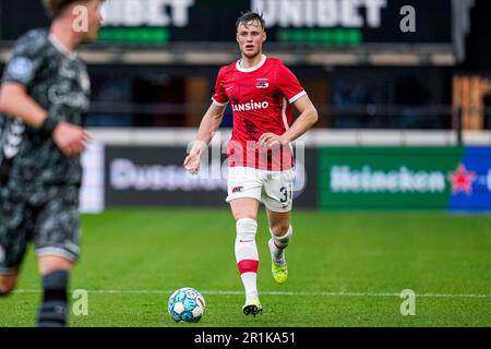 Alkmaar, Niederlande. 14. Mai 2023. ALKMAAR, NIEDERLANDE - MAI 14: Sam Beukema von AZ während des niederländischen Eredivisie-Spiels zwischen AZ und dem FC Emmen im AFAS-Stadion am 14. Mai 2023 in Alkmaar, Niederlande (Foto: Patrick Goosen/Orange Pictures). Credit: Orange Pics BV/Alamy Live News Stockfoto