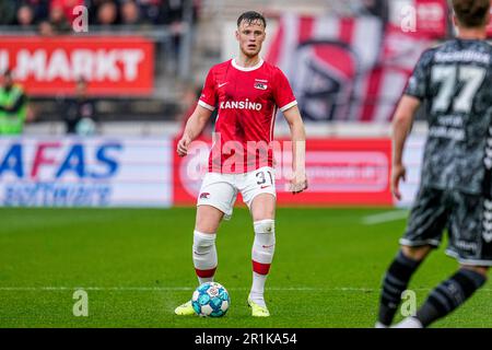 Alkmaar, Niederlande. 14. Mai 2023. ALKMAAR, NIEDERLANDE - MAI 14: Sam Beukema von AZ während des niederländischen Eredivisie-Spiels zwischen AZ und dem FC Emmen im AFAS-Stadion am 14. Mai 2023 in Alkmaar, Niederlande (Foto: Patrick Goosen/Orange Pictures). Credit: Orange Pics BV/Alamy Live News Stockfoto