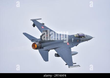 F-16C Block 40 Fighting Falcon startet Konya Anatolian Eagle Übungen (93-0664) von 191 Filo Hancer „Dolch“ in Konya 3. Hauptdüse 132. Truppe Stockfoto