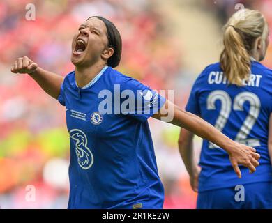 London, Großbritannien. 14. Mai 2023. 14. Mai 2023 - Chelsea gegen Manchester United - Vitality Frauen FA Cup - Finale - Wembley Stadium Sam Kerr von Chelsea feiert ihr Siegertor während des Finalspiels des Vitality Frauen FA Cup im Wembley Stadium, London. Bildkredit: Mark Pain/Alamy Live News Stockfoto