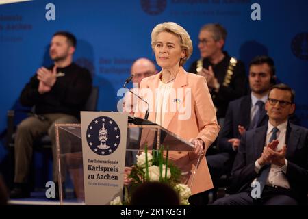 Aachen, Deutschland. 14. Mai 2023. Ursula von der Leyen, Präsidentin der Europäischen Kommission, spricht anlässlich der Verleihung des Internationalen Karlspreis Aachen 2023 (Karlspreis) an den Präsidenten und das ukrainische Volk am 14. Mai 2023 in Aachen. Der ukrainische Präsident Volodymyr Zelensky und das Volk seines Landes werden am Sonntag, den 14. Mai, in Aachen mit dem Internationalen Karlspreis ausgezeichnet. Foto: Pressestelle des ukrainischen Präsidenten/UPI Credit: UPI/Alamy Live News Stockfoto