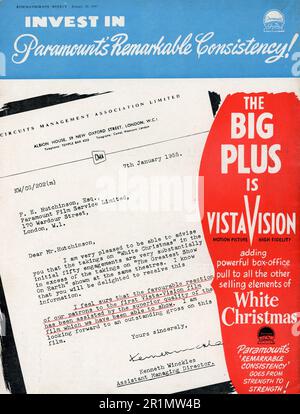 British Trade Werbespot vom Januar 1955 für den ersten VISTAVISION Film WHITE CHRISTMAS 1954 Regisseur MICHAEL CURTIZ mit BING CROSBY DANNY KAYE ROSEMARY CLOONEY und VERA ELLEN, produziert von Paramount Pictures Stockfoto