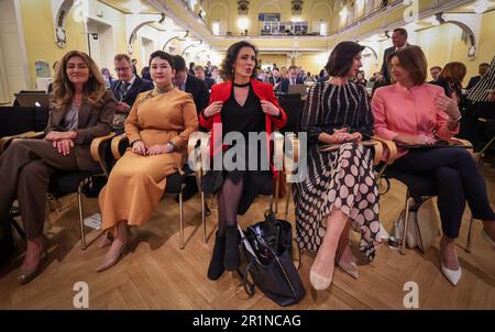 Der niederländische Minister für Justiz und Sicherheit Dilan Yesilgoz - Zegerius, der mongolische Außenminister Battsetseg Batmunkh, der Außenminister Hadja Lahbib, Dr. Dominica Svarc Pipan und der slowenische Außenminister Tanja Fajon, die auf der "Diplomatischen Konferenz zur Annahme des Übereinkommens über internationale Zusammenarbeit bei der Untersuchung und Verfolgung von Völkermord" abgebildet wurden, Verbrechen gegen die Menschlichkeit, Kriegsverbrechen und andere internationale Verbrechen", während eines Arbeitsbesuchs des belgischen Außenministers in der Balkanregion am Montag, den 15. Mai 2023, in Ljubljana, Slowenien. BELGA PHOTO VIRGINIE LEFOUR Stockfoto