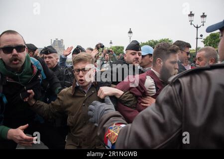 Paris, Frankreich. 14. Mai 2023. Fans der Aktion Francaise während der jährlichen Meditation zu Ehren von Jeanne d'Arc, nachdem die Demonstration von den Gerichten genehmigt wurde, die ursprünglich von der Präfektur verboten wurden. Paris, Frankreich, am 14. Mai 2023. Foto von Florian Poitout/ABACAPRESS.COM Kredit: Abaca Press/Alamy Live News Stockfoto