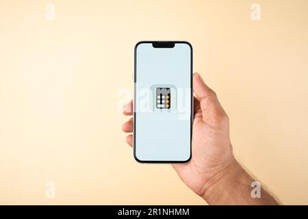 West Bangal, Indien - 20. Februar 2023 : Apple Calculator App auf dem Bildschirm Stock Image. Stockfoto