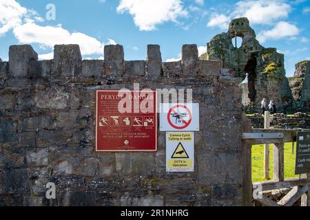 Rhuddlan Castle, in Rhuddlan, Denbighshire, Wales. Er wurde 1277 von Edward I nach dem ersten Walisischen Krieg errichtet. Denbighshire, Großbritannien Stockfoto