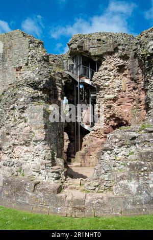 Rhuddlan Castle, in Rhuddlan, Denbighshire, Wales. Er wurde 1277 von Edward I nach dem ersten Walisischen Krieg errichtet. Denbighshire, Großbritannien Stockfoto