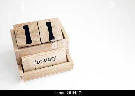 Hölzerne ewige Kalenderblöcke für Januar Stockfoto