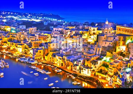 Panoramablick auf die Insel Procida, eine Komune der Metropolstadt Neapel, Kampanien, Italien Stockfoto