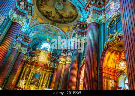 POZNAN, POL - 27.November 2018: Einrichtung von Fara, die Basilika St. Maria in Poznan, Polen Stockfoto