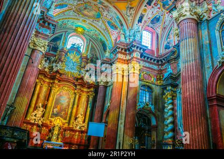 POZNAN, POL - 27.November 2018: Einrichtung von Fara, die Basilika St. Maria in Poznan, Polen Stockfoto