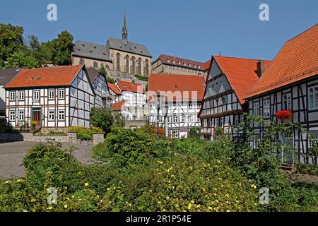 Historische Altstadt, protestantische Altstadt Kirche St. Maria in Vinea, Marianum-Gymnasium, Warburg, Hoexter-Bezirk, Nordrhein-Westfalen Stockfoto