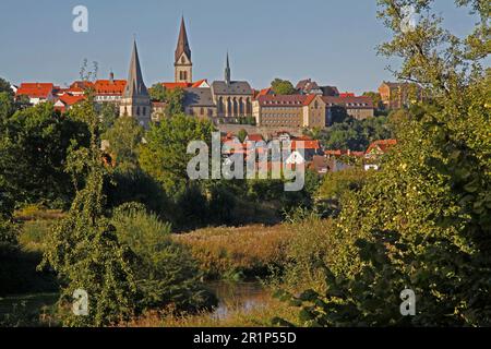 Historische Altstadt, protestantische Altstadt Kirche St. Maria in Vinea, Marianum-Gymnasium, Warburg, Hoexter-Bezirk, Nordrhein-Westfalen Stockfoto