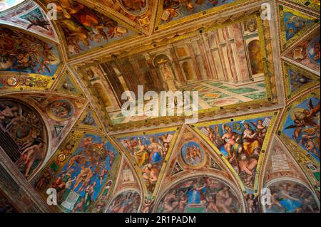 Deckengemälde Triumph der christlichen Religion, von Raffael, Fresko, Fresko, Raum Konstantin, Stanzen des Raffael, Stanze di Raffaello, Apostolisch Stockfoto