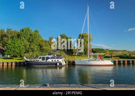 Hafen von Rankwitz in Lieper Winkel auf dem Peenestrom, Insel Usedom, Mecklenburg-Vorpommern, Deutschland Stockfoto