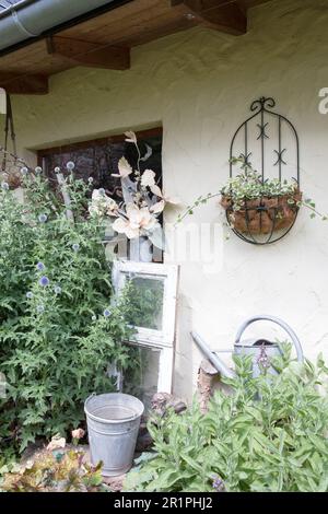 Klostergarten, Propstei Zella, Garten, Botanik, Sommer, Blick auf das Dorf, Zella, Rhön, Wartburgkreis, Thüringen, Deutschland, Europa, Stockfoto