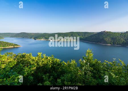 Edertal, See Reservoir Edersee, Schloss Waldeck in Nordhessen (Nordhessen), Hessen, Deutschland Stockfoto