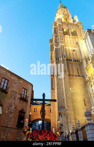 Brüderschaft von Nuestra Señora del Amparo de Toledo, Gebete im Garten, Christus an die Säule gebunden, unser Vater Jesukrat Stockfoto