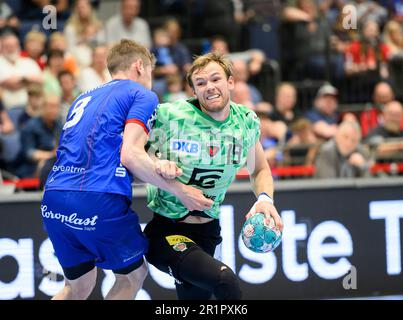 Von links nach rechts Tim NOTHDURFT (BHC), Mathias GIDSEL (B) Action, Duels, Handball 1. Bundesliga, 30. Matchday, Bergischer HC (BHC) - Fuechse Berlin (B) 34:30, am 14. Mai 2023 in Düsseldorf/Deutschland . Â Stockfoto