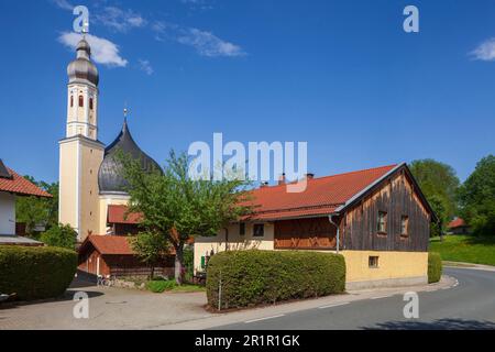 Kirche im Frühling, Westerndorf, Rosenheim, Oberbayern, Deutschland, Europa Stockfoto