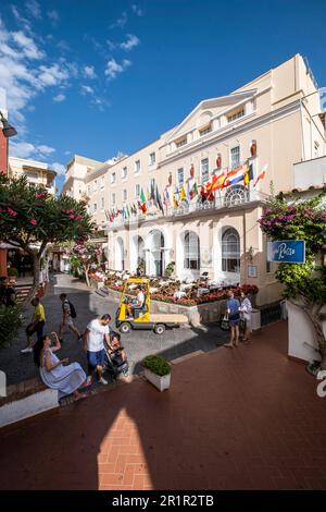 Blick auf das Hotel Quisisana in Capri, Capri, Golf von Neapel, Kampanien, Italien, Europa Stockfoto