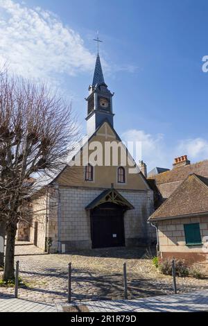 Die Kapelle Saint Pierre aus dem 18. Jahrhundert in Saint Valery-sur-Somme, Hauts-de-France in Frankreich. Bereich darüber kopieren. Stockfoto