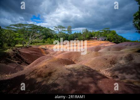 Chamarel Sieben farbige Erde, Black River District, Republik Mauritius. Die sieben farbigen Erden sind eine geologische Formation und prominente Touristen Stockfoto