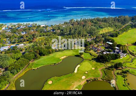 Heritage Golf Club kurzer Platz im Schloss Le Château de Bel Ombre, altes Schloss im tropischen Garten am Strand von Bel Ombre, Mauritius. Stockfoto