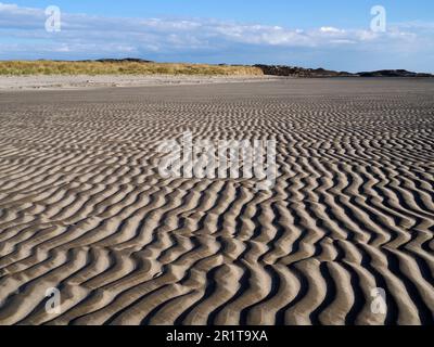 Sandwellen am Strand, Loch Breachacha, Coll, Inner Hebrids, Schottland Stockfoto