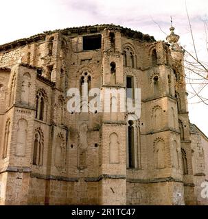 IGLESIA DE SAN PABLO-MUDEJAR - FOTO AÑOS 60. LAGE: IGLESIA CONVENTO DE SAN PABLO. PEÑAFIEL. Valladolid. SPANIEN. Stockfoto