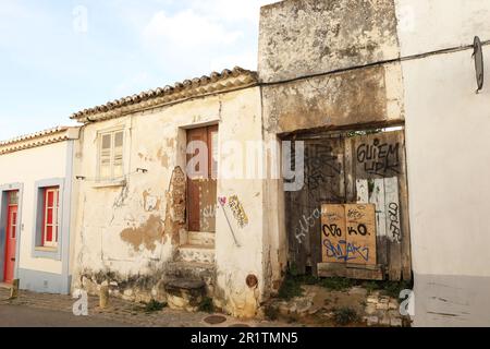 Ein altes Stadthaus, Altstadt, Lagos, Algarve, Portugal Stockfoto