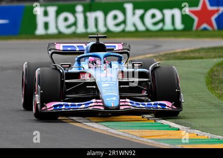 Melbourne, Australien, 9. April 2022. Fernando Alonso (14) aus Spanien und BWT Alpine F1 Team während des australischen Formel-1-Grand Prix im Albert Park am 09. April 2022 in Melbourne, Australien. Kredit: Steven Markham/Speed Media/Alamy Live News Stockfoto