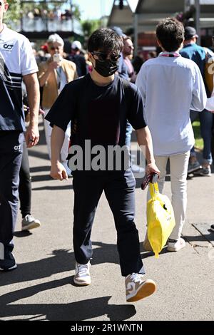Melbourne, Australien, 10. April 2022. Yuki Tsunoda (22) aus Japan und Scuderia AlphaTauri treffen am 10. April 2022 im Albert Park in Melbourne, Australien, zum australischen Formel 1 Grand Prix ein. Kredit: Steven Markham/Speed Media/Alamy Live News Stockfoto