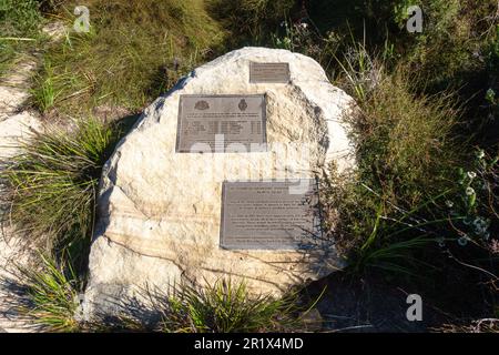 Plaketten auf dem dritten Quarantäne-Friedhof am nördlichen Kopf des Hafens von Sydney in Australien Stockfoto