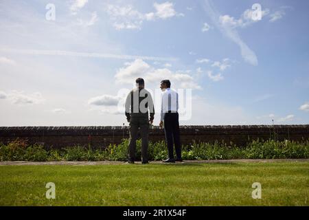 London, Großbritannien. 15. Mai 2023. Der ukrainische Präsident Volodymyr Zelenskyy trifft sich am Montag, den 15. Mai 2023 in einem Landhaus außerhalb Londons mit dem britischen Premierminister Rishi Sunak, um sich im Vorfeld einer erwarteten Frühjahrsoffensive gegen die russische Besatzung für mehr Unterstützung einzusetzen. Foto: Ukrainische PräsidentschaftsPressestelle/UPI Credit: UPI/Alamy Live News Stockfoto