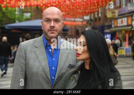 Jonathan Sothcott und Jeanine Sothcott kommen zum Mittagessen mit Tom Parker Bowles in Chungdam Soho Stockfoto