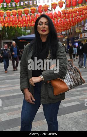 Jonathan Sothcott und Jeanine Sothcott kommen zum Mittagessen mit Tom Parker Bowles in Chungdam Soho Stockfoto